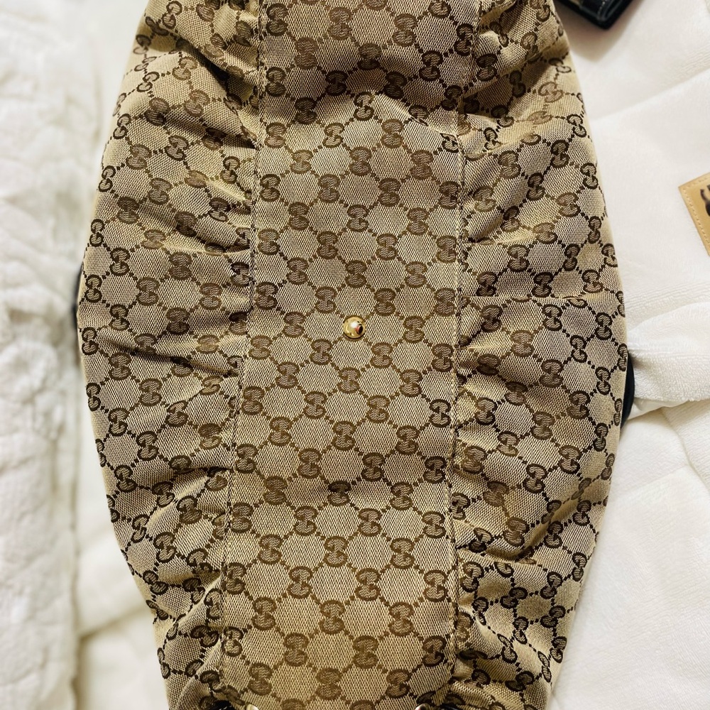 Gucci Brown Monogram Handbag, Wallet, and keychain wallet - Picture 8 of 16